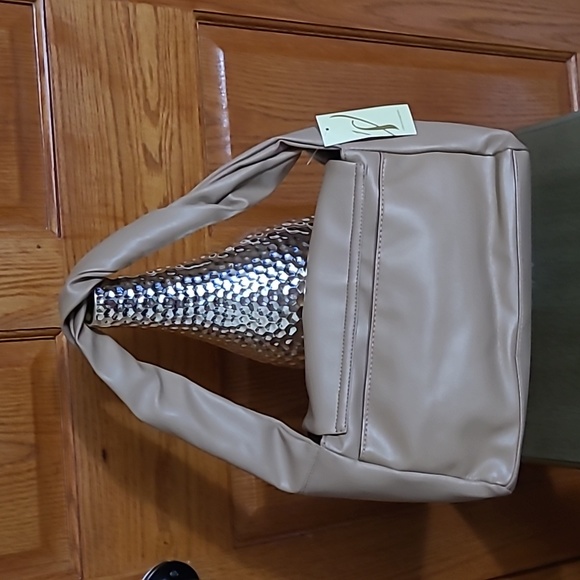 Collection18, medium, taupe shoulder bag - Picture 2 of 8